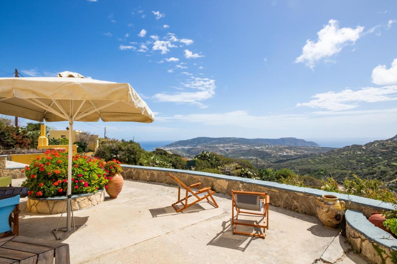 Olive Grove Cottage Menetai Exterior photo